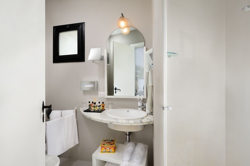Le Calette Bay — Hotel rooms in Cefalù, Sicily