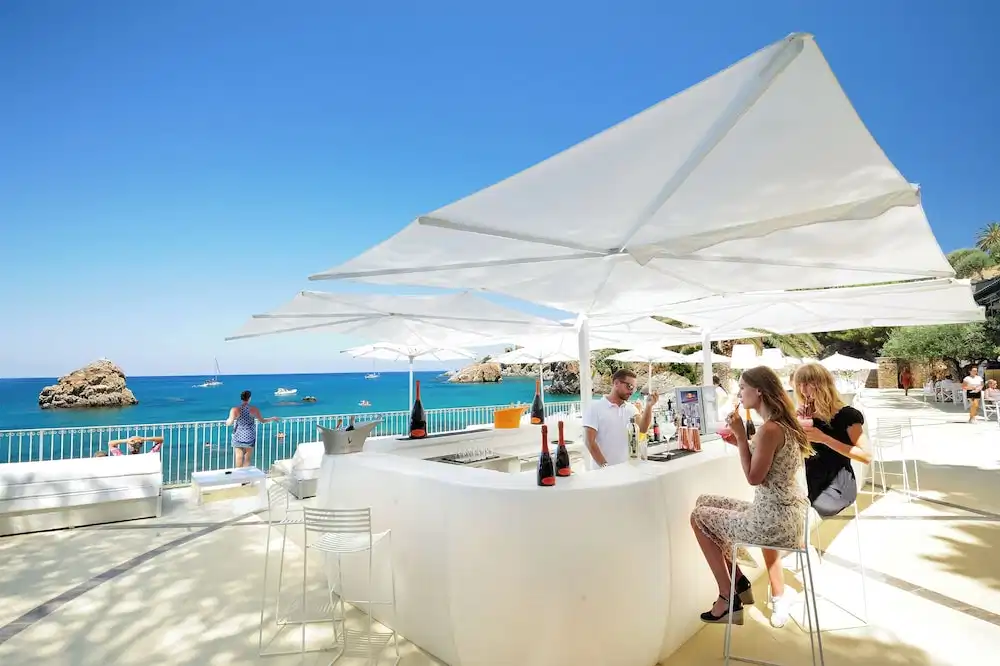 Le Calette Bay — Restaurant & bars in Cefalù, Sicily