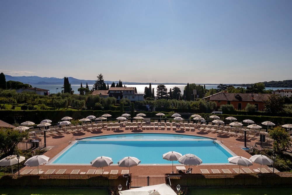 Le Terrazze Sul Lago Residence & Hotel — Swimming pool in Padenghe sul Garda, Lombardy