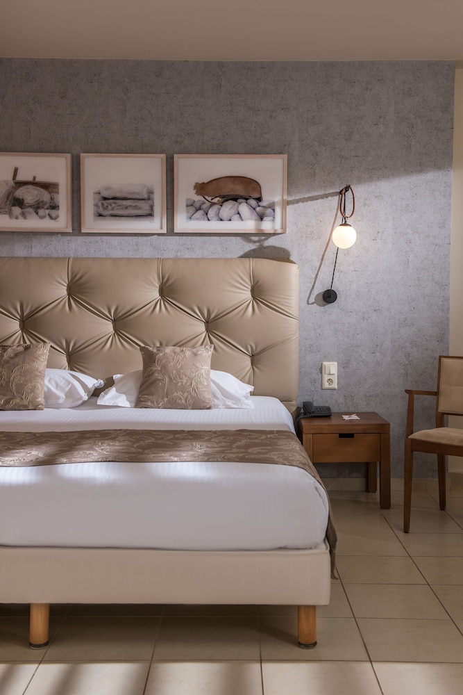 Bella Beach - All Inclusive — Hotel rooms in Hersonissos