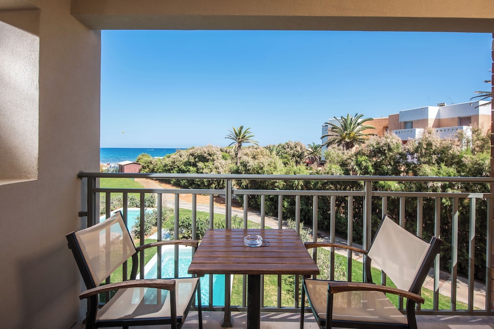 Bella Beach - All Inclusive — Beach in Hersonissos