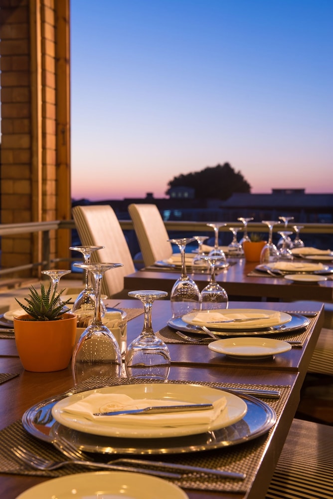 Bella Beach - All Inclusive — Restaurant & bars in Hersonissos