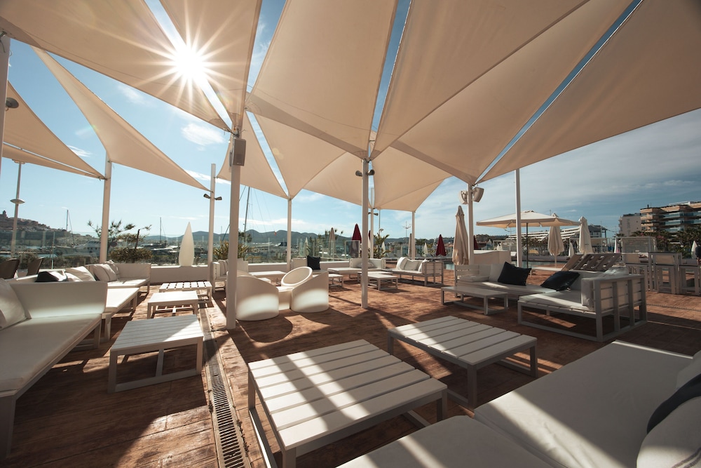 Ibiza Corso Hotel — Restaurant & bars in Ibiza Town, Balearic Islands