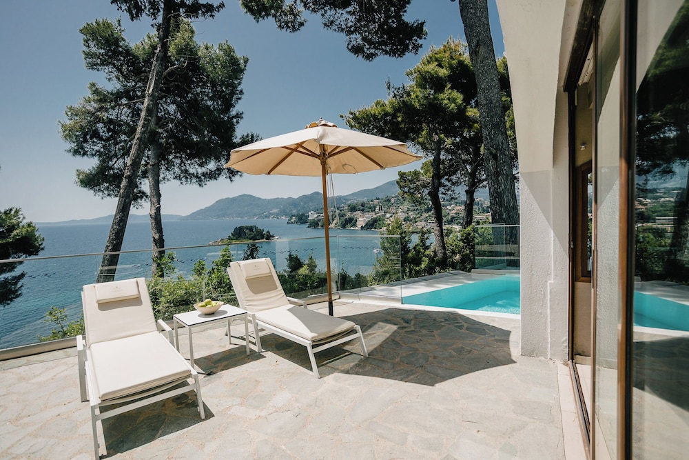 Corfu Holiday Palace Hotel — Swimming pool in Corfu Town, Ionian Islands