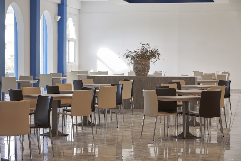 Sandy Beach Resort by Rizos Resorts - All inclusive — Restaurant & bars in Lefkimmi (Corfu), Ionian Islands