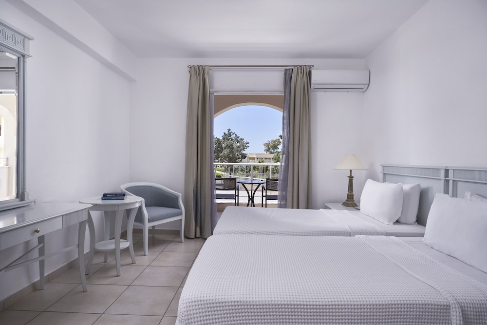 Sandy Beach Resort by Rizos Resorts - All inclusive — Hotel rooms in Lefkimmi (Corfu), Ionian Islands