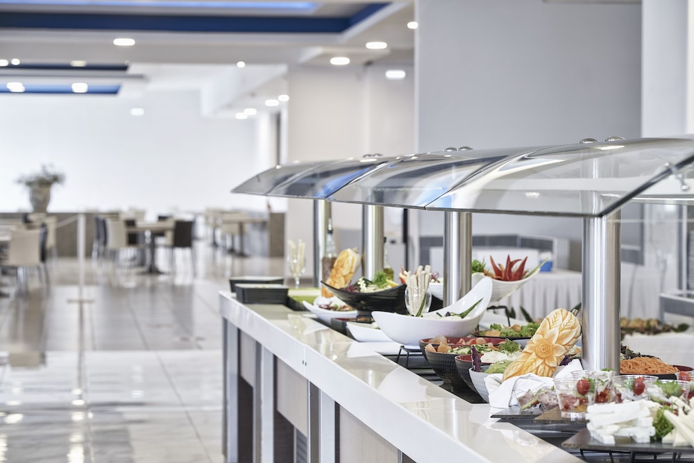 Sandy Beach Resort by Rizos Resorts - All inclusive — Restaurant & bars in Lefkimmi (Corfu), Ionian Islands