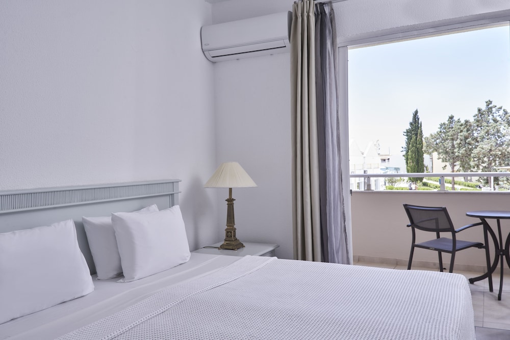 Sandy Beach Resort by Rizos Resorts - All inclusive — Hotel rooms in Lefkimmi (Corfu), Ionian Islands