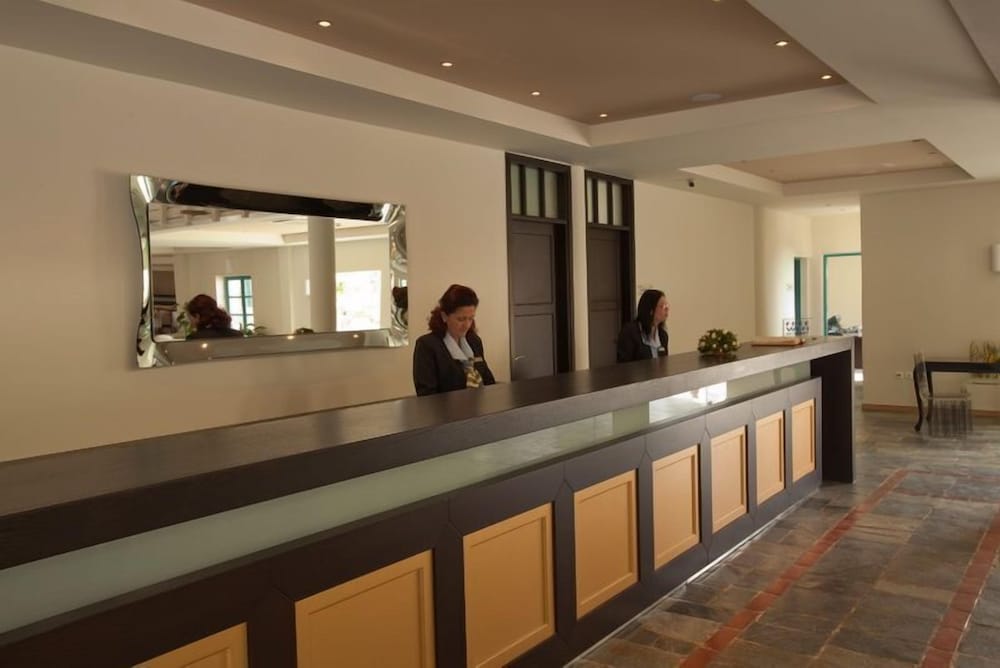 Silva Beach Hotel — Hotel building in Hersonissos