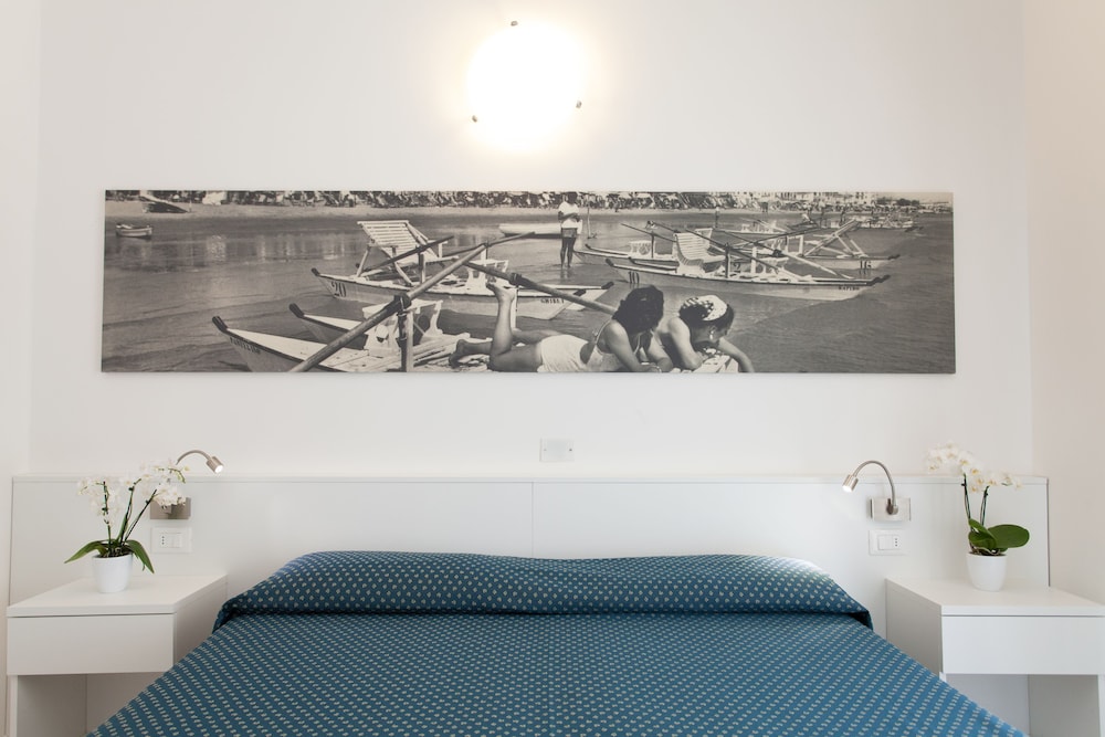 Hotel Marina — Hotel rooms in Jesolo, Veneto