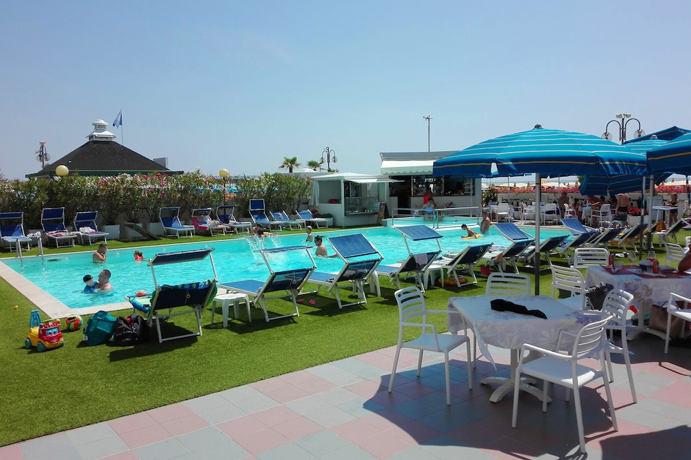 Hotel Marina — Swimming pool in Jesolo, Veneto