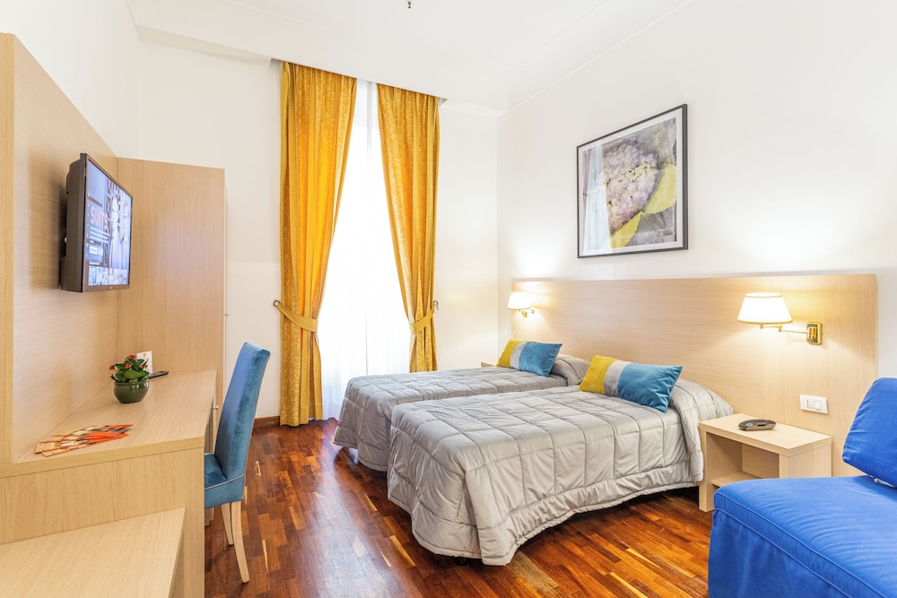 Hotel Medici — Hotel rooms in Rome, Lazio