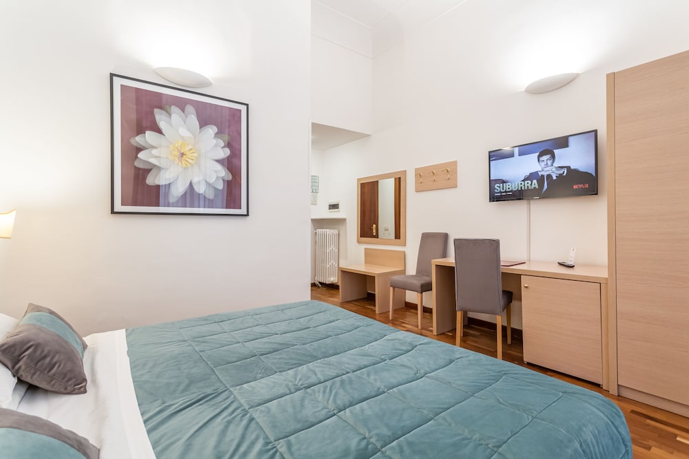 Hotel Medici — Hotel rooms in Rome, Lazio
