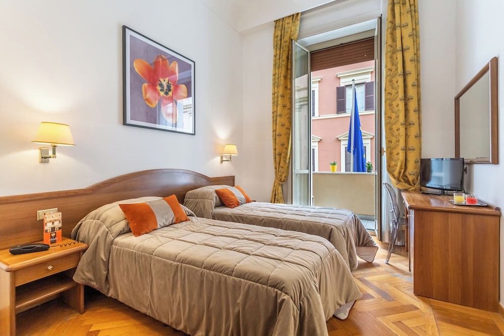 Hotel Medici — Hotel rooms in Rome, Lazio