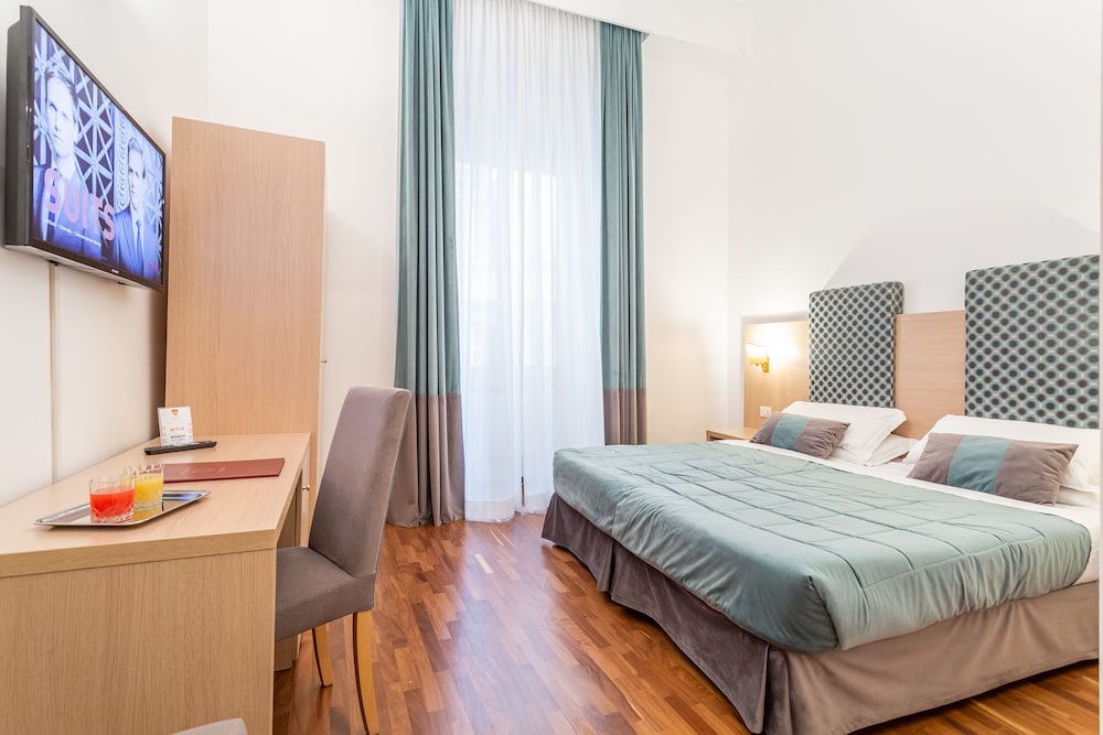 Hotel Medici — Hotel rooms in Rome, Lazio