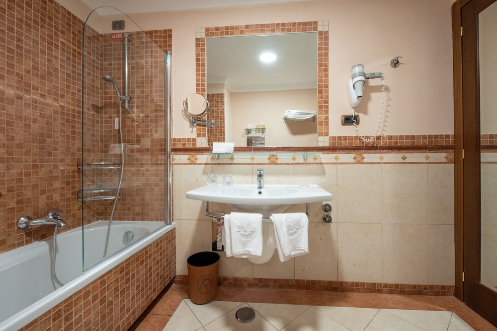 Hotel Michelangelo — Hotel rooms in Sorrento, Campania