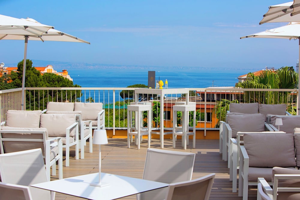 Hotel Michelangelo — Restaurant & bars in Sorrento, Campania