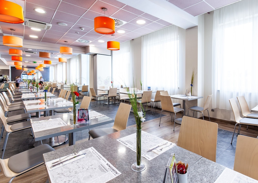 Galaxy Hotel — Restaurant & bars in Krakow, Lesser Poland