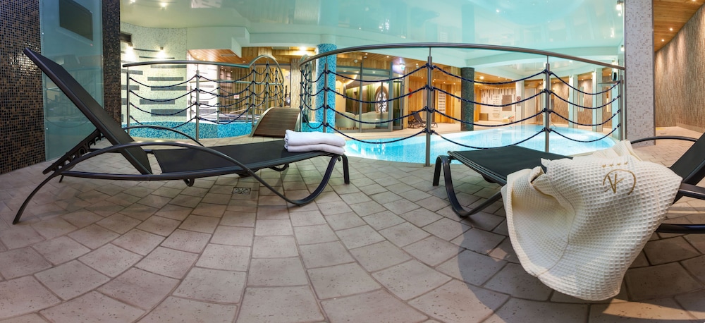 Galaxy Hotel — Spa in Krakow, Lesser Poland