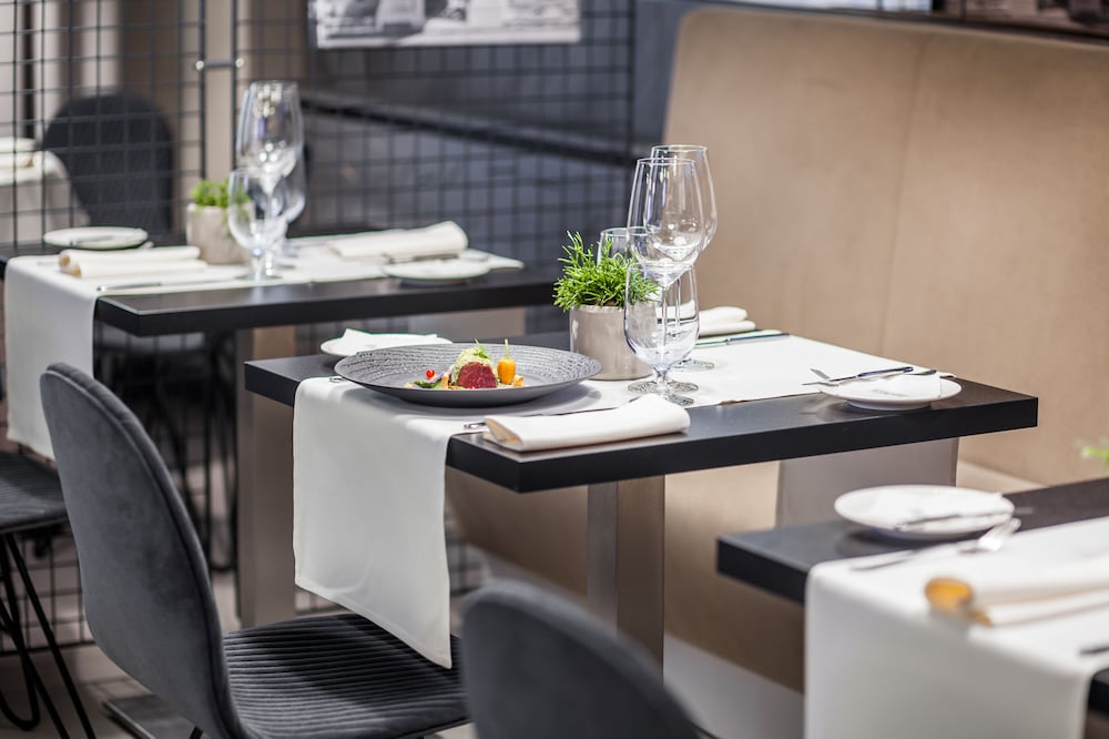 Galaxy Hotel — Restaurant & bars in Krakow, Lesser Poland