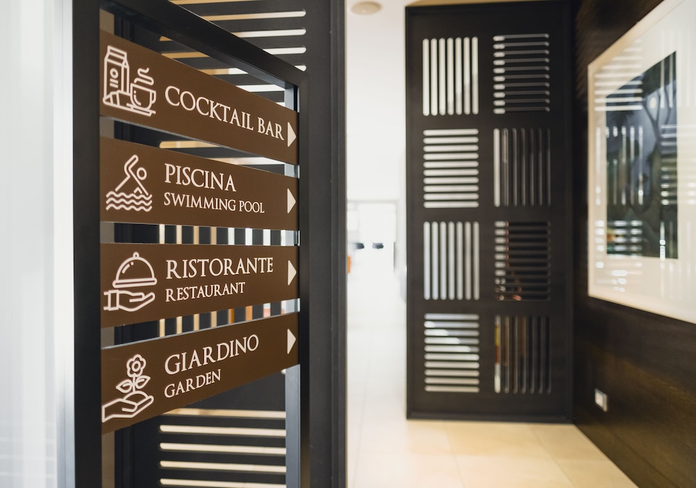 Modica Palace Hotel — Restaurant & bars in Modica, Sicily