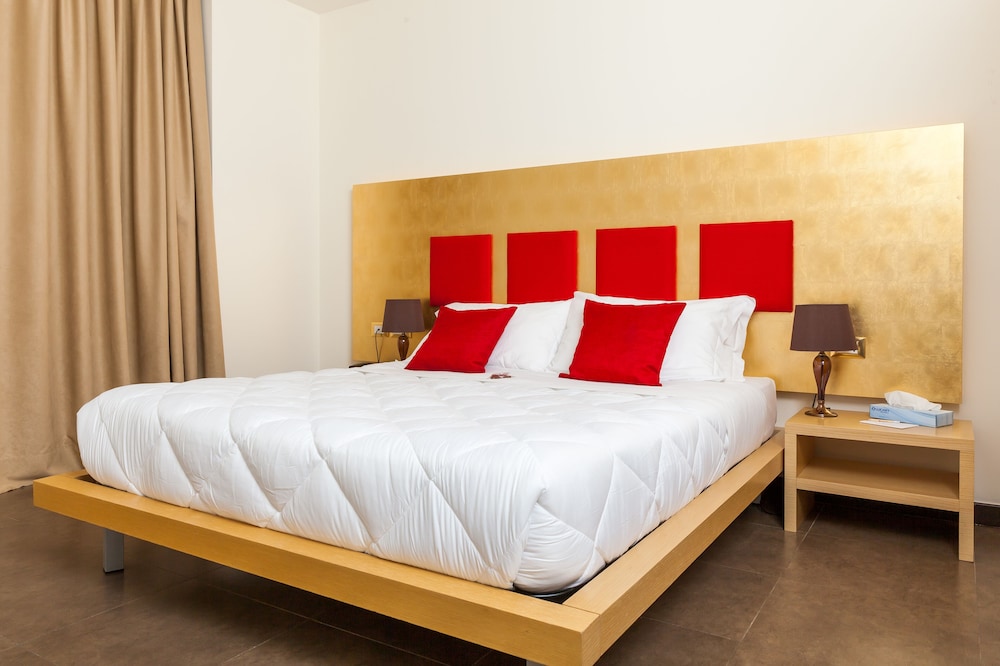 Modica Palace Hotel — Hotel rooms in Modica, Sicily