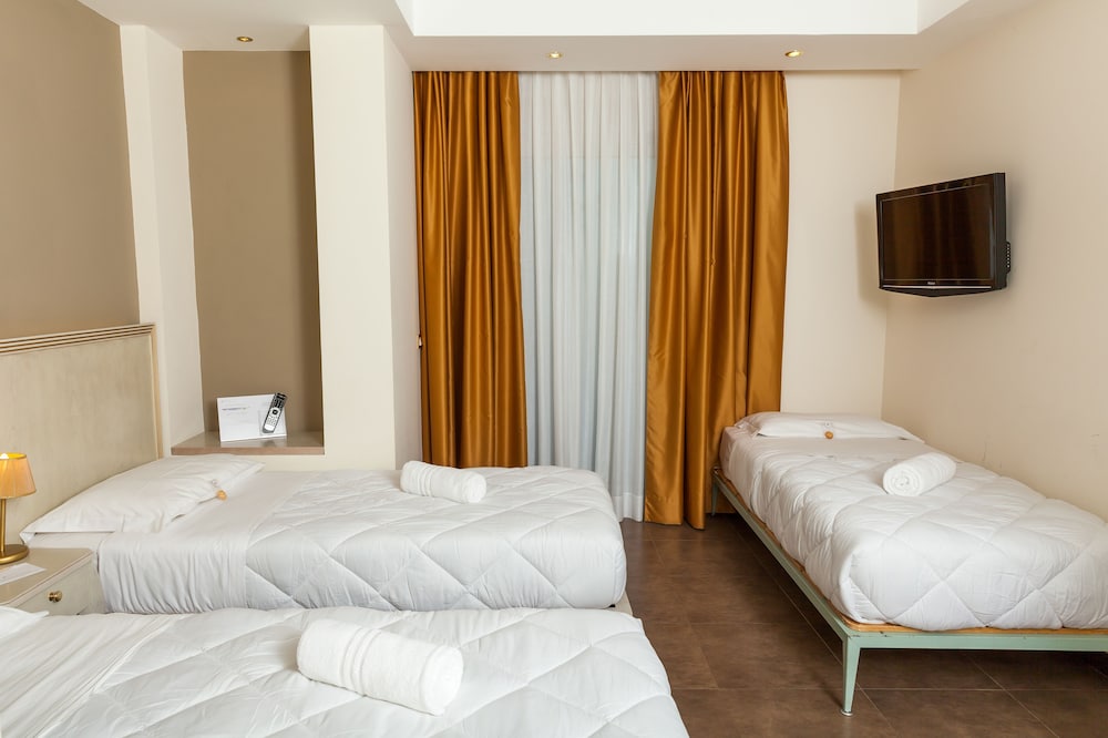 Modica Palace Hotel — Hotel rooms in Modica, Sicily