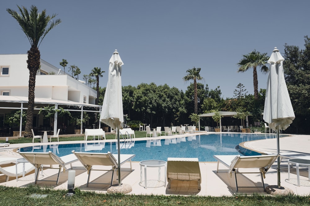Modica Palace Hotel — Swimming pool in Modica, Sicily