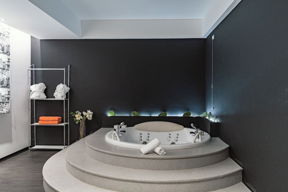 Modica Palace Hotel — Spa in Modica, Sicily