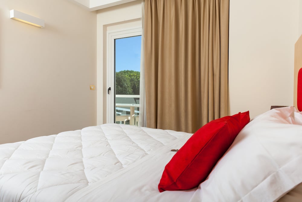 Modica Palace Hotel — Hotel rooms in Modica, Sicily