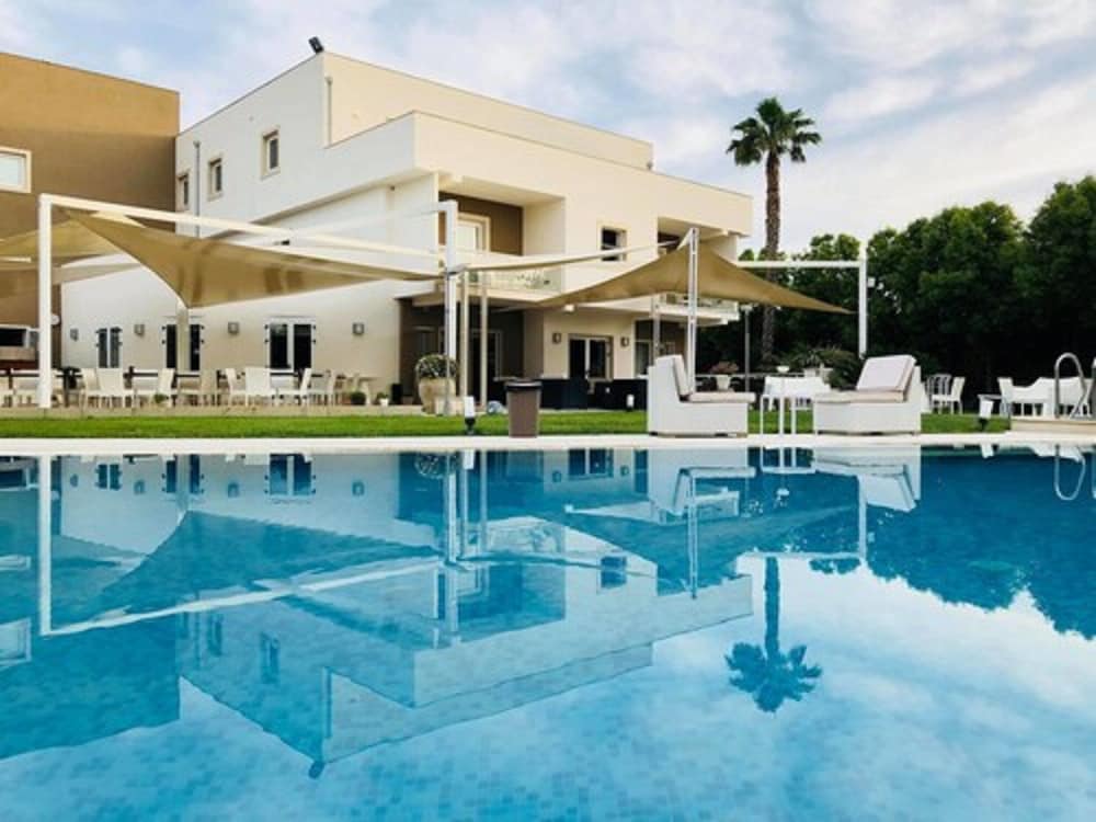 Modica Palace Hotel — Swimming pool in Modica, Sicily