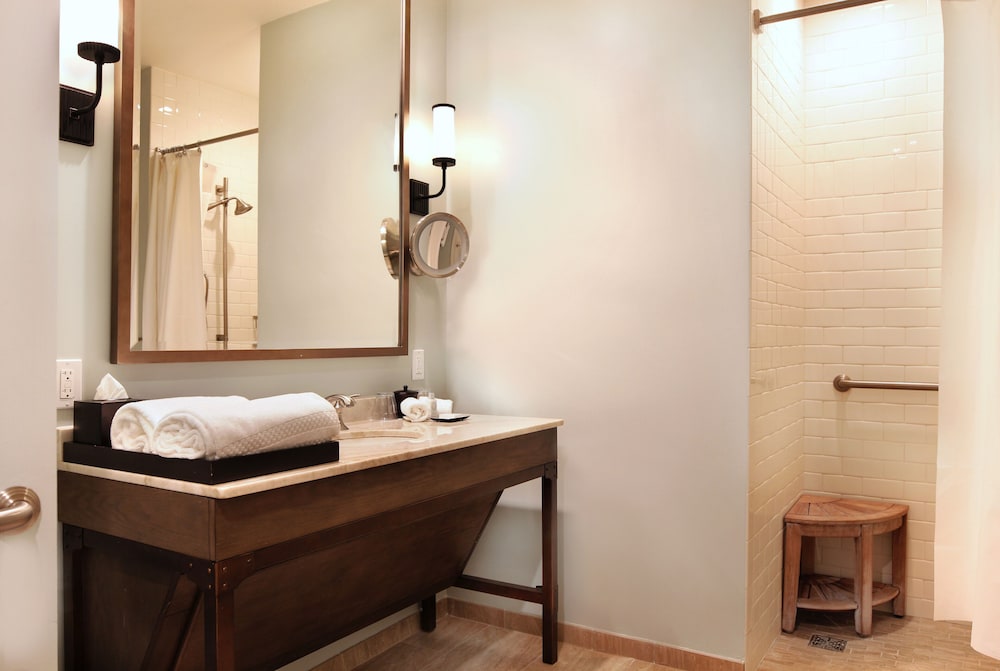 NOPSI Hotel, New Orleans — Hotel rooms in New Orleans, Louisiana
