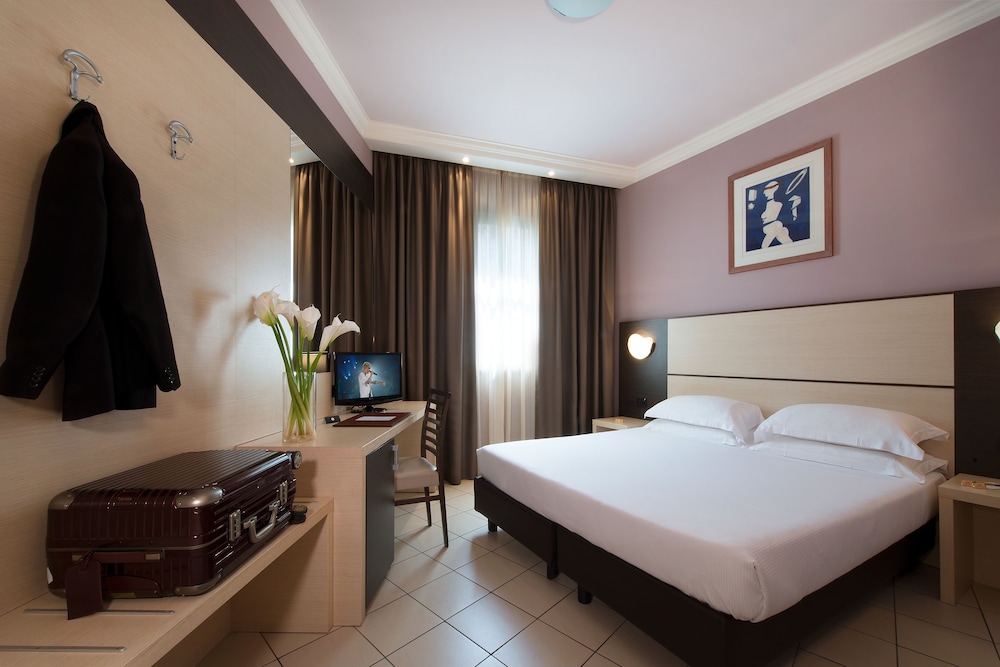 CDH Hotel La Spezia - zdjęcie 3