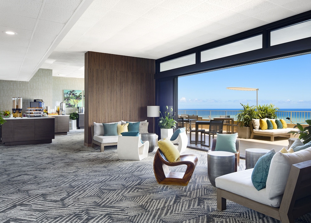 The Twin Fin Hotel — Hotel rooms in Honolulu, Hawaii