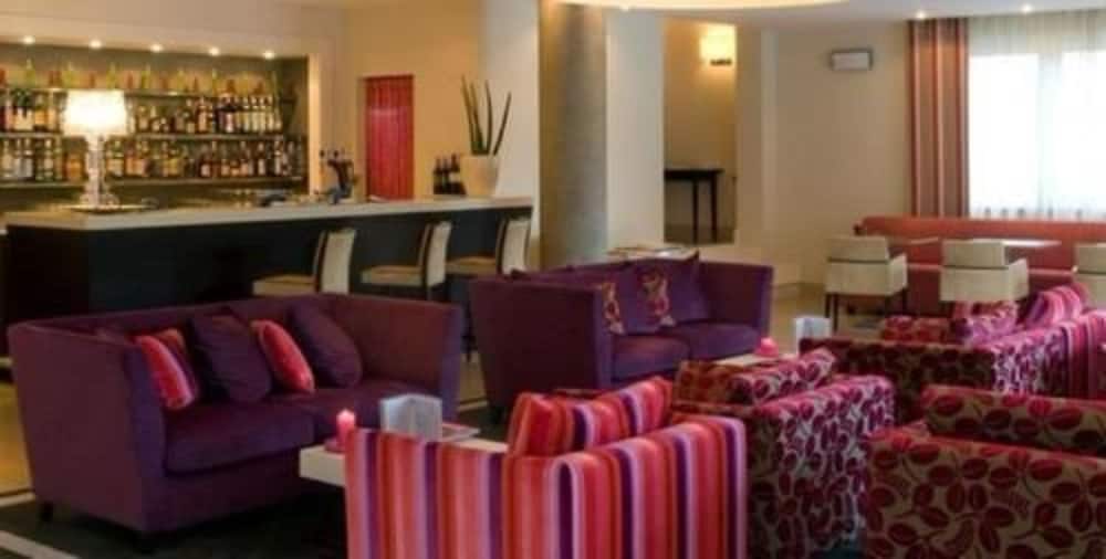 Hotel Nazionale — Restaurant & bars in Desenzano del Garda, Lombardy