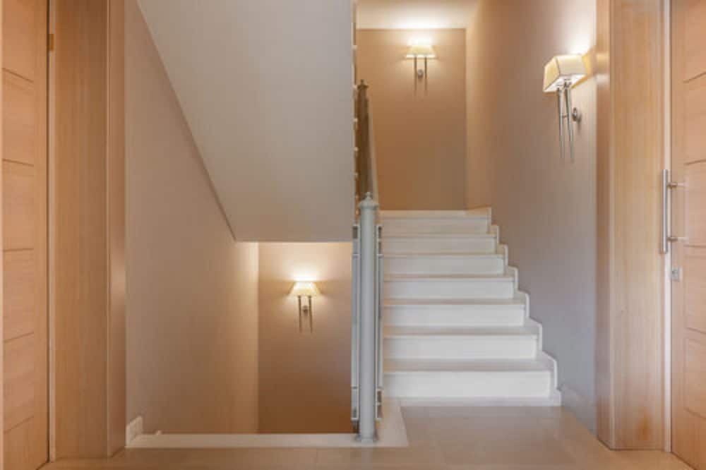 Hotel Nazionale — Hotel building in Desenzano del Garda, Lombardy