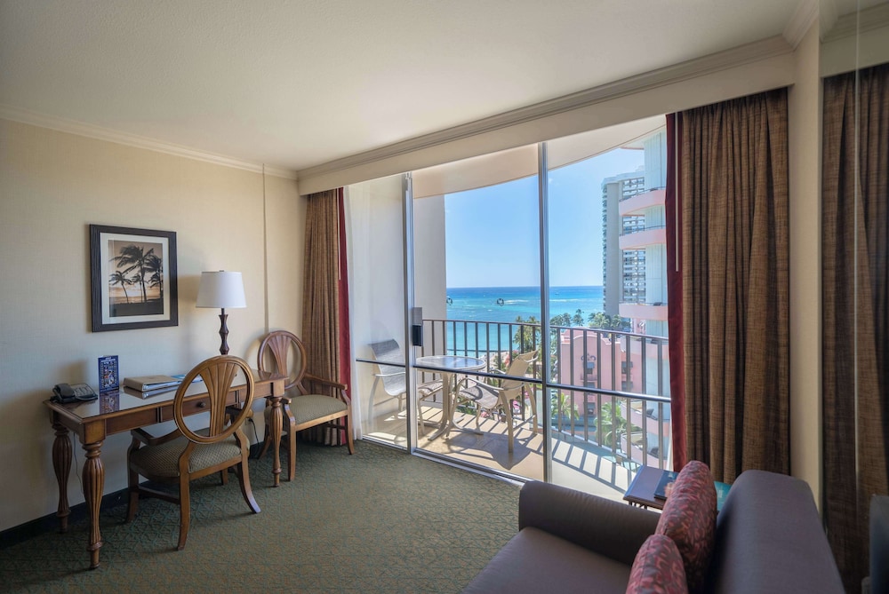 OUTRIGGER Waikiki Beach Resort — Main photo in Honolulu, Hawaii