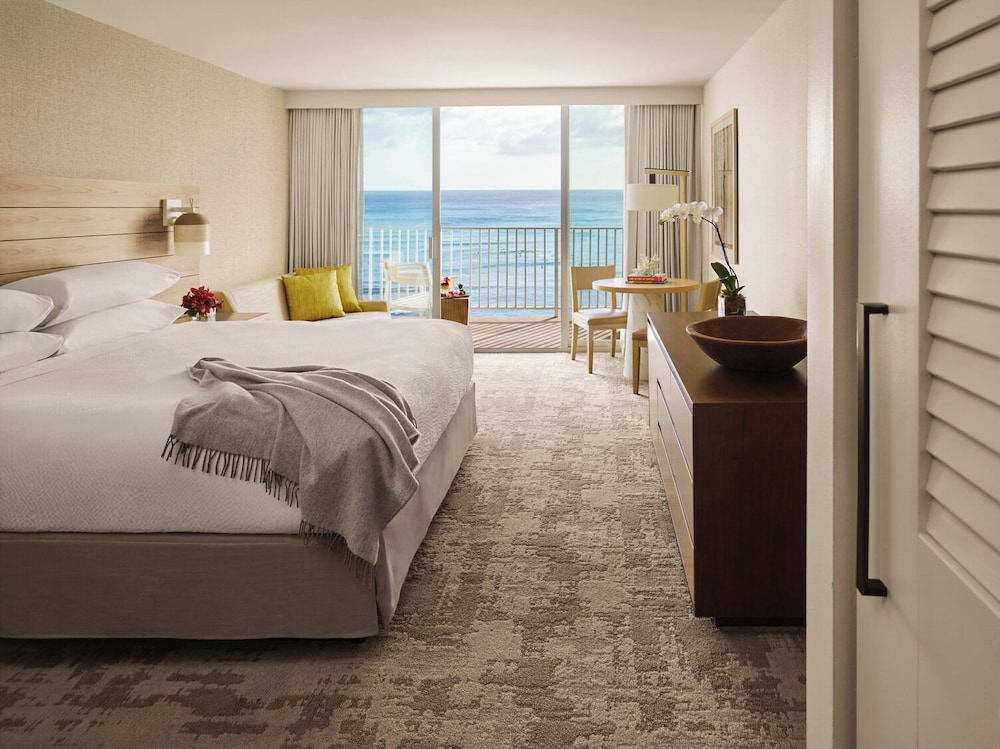 'Alohilani Resort Waikiki Beach — Hotel rooms in Honolulu, Hawaii