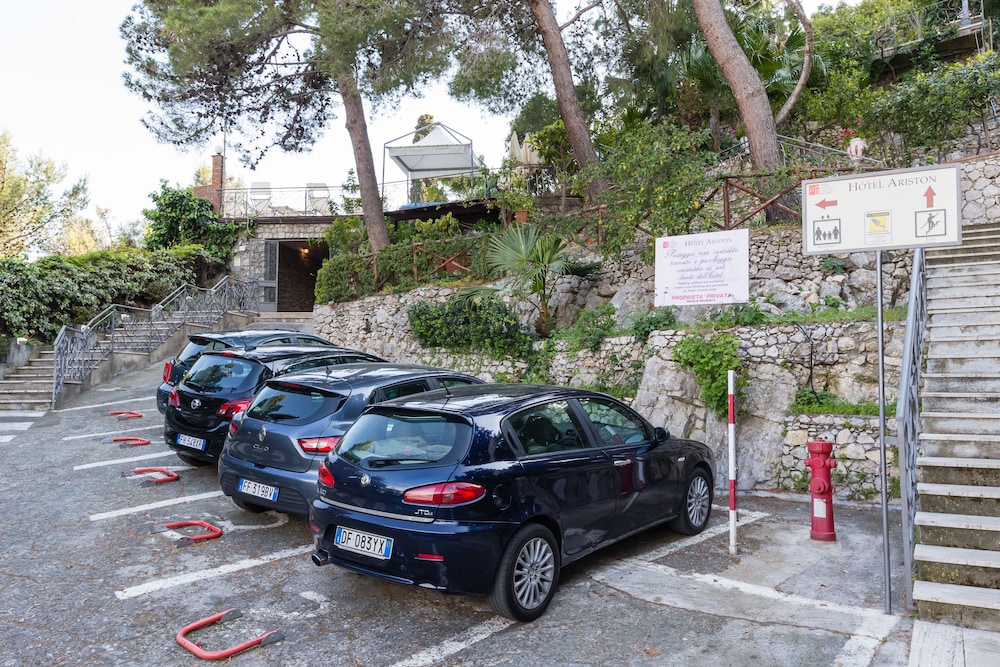 Hotel Ariston & Palazzo Santa Caterina — Hotel building in Taormina, Sicily