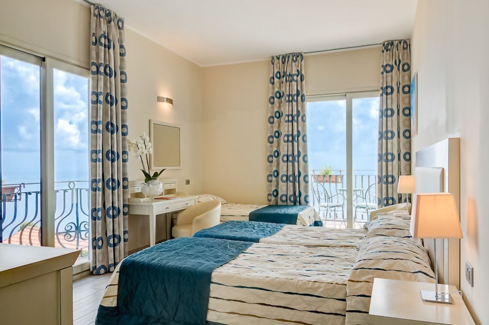 Hotel Ariston & Palazzo Santa Caterina — Hotel rooms in Taormina, Sicily