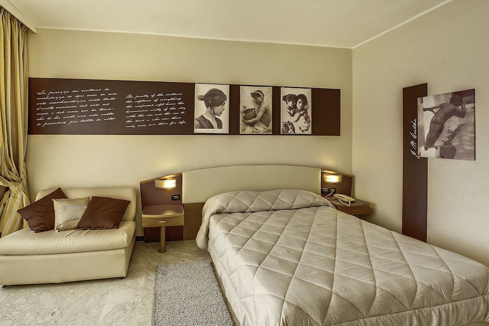 Hotel Ariston & Palazzo Santa Caterina — Hotel rooms in Taormina, Sicily