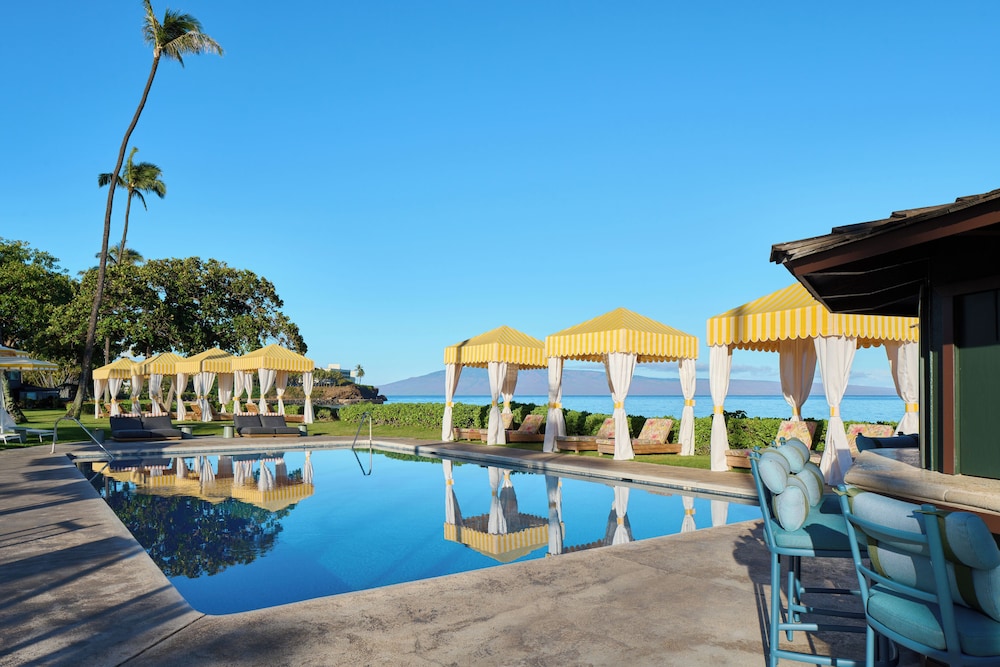 Royal Lahaina Resort & Bungalows — Swimming pool in Kaanapali, Hawaii