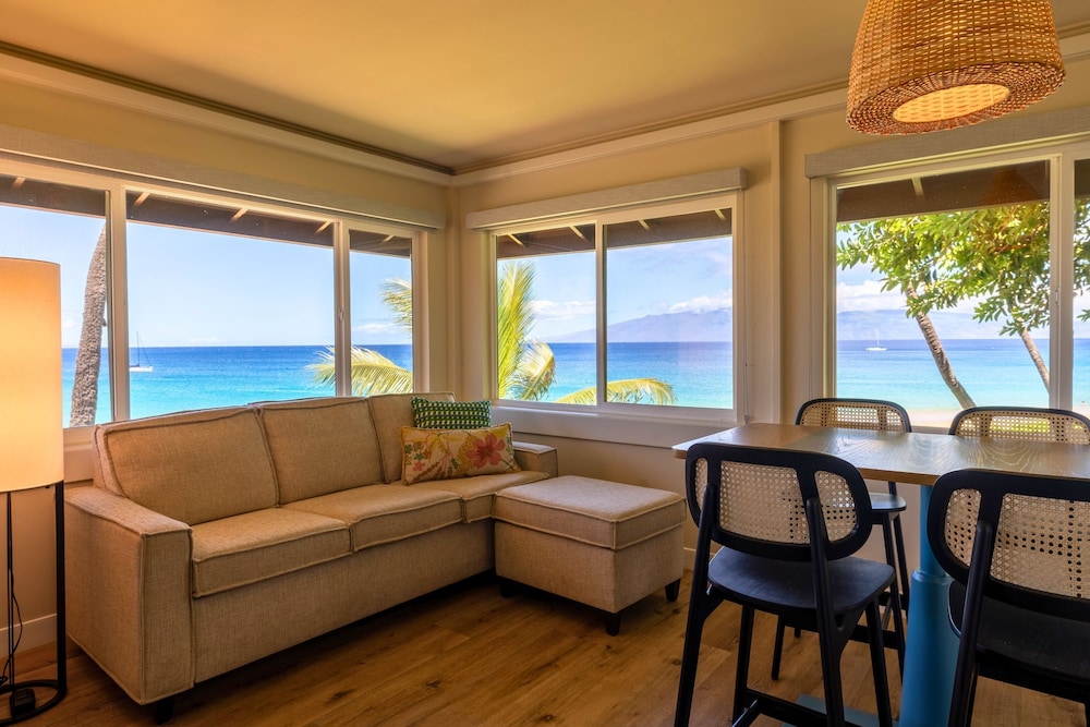Royal Lahaina Resort & Bungalows — Hotel rooms in Kaanapali, Hawaii