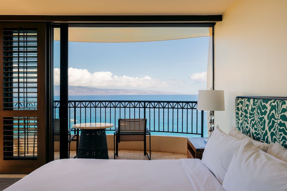 Royal Lahaina Resort & Bungalows — Hotel rooms in Kaanapali, Hawaii