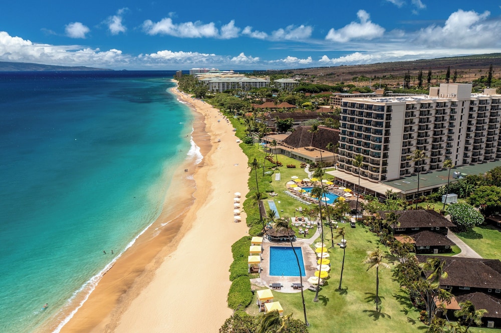 Royal Lahaina Resort & Bungalows — Beach in Kaanapali, Hawaii