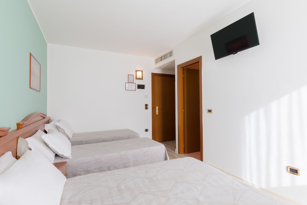 Hotel Palladio — Hotel rooms in Mestre, Veneto