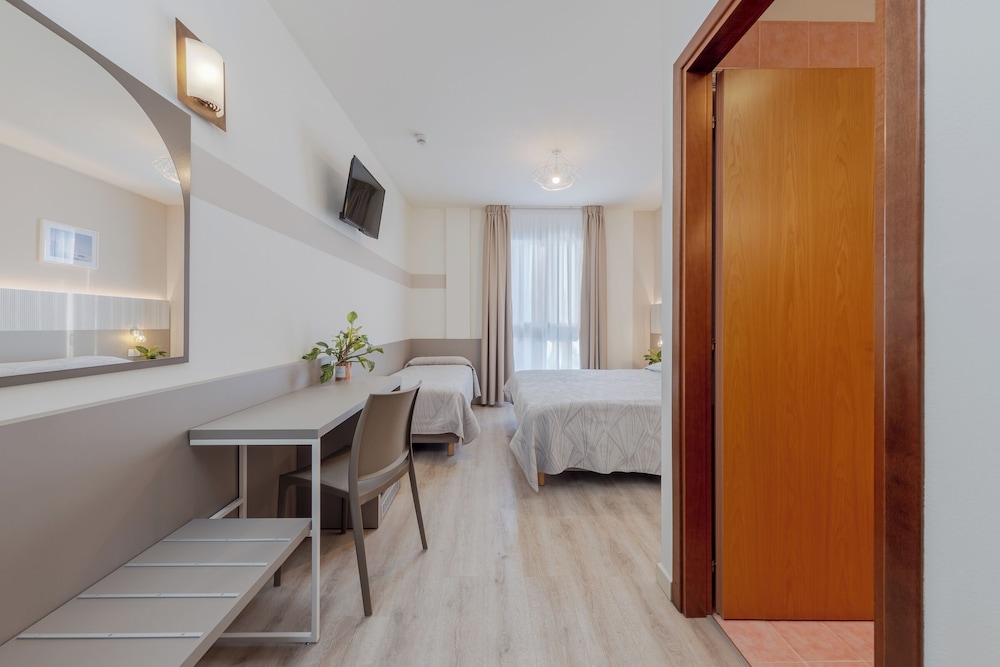 Hotel Palladio — Hotel rooms in Mestre, Veneto