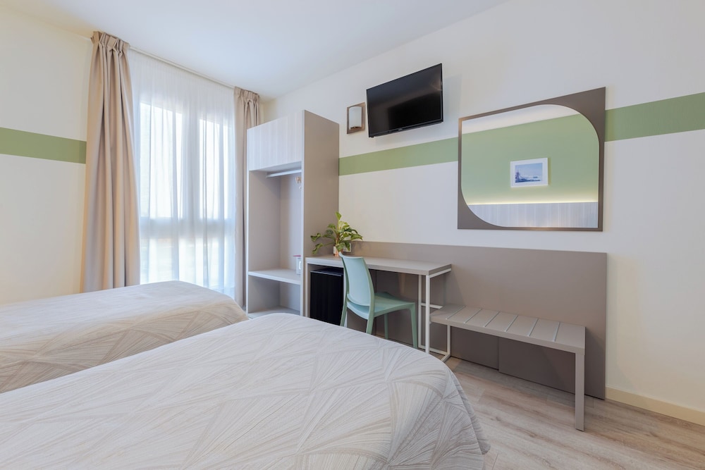 Hotel Palladio — Hotel rooms in Mestre, Veneto