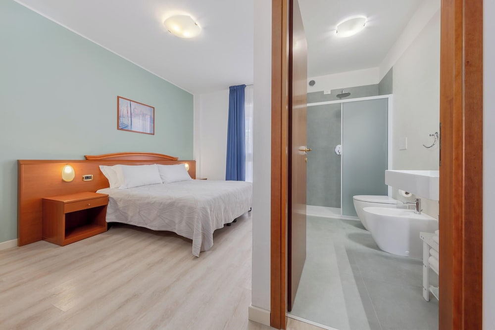 Hotel Palladio — Hotel rooms in Mestre, Veneto