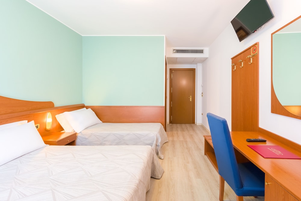 Hotel Palladio — Hotel rooms in Mestre, Veneto